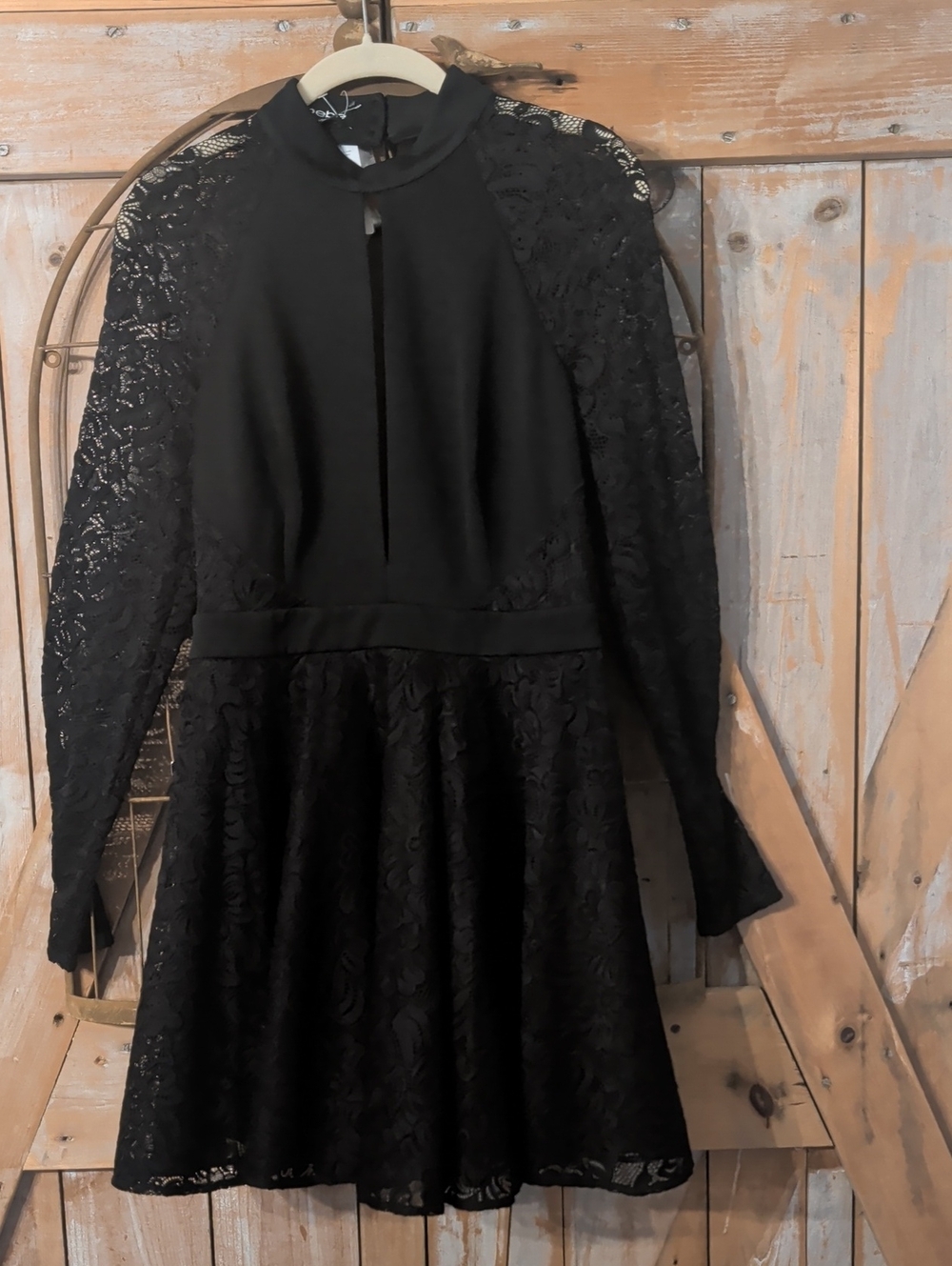 NWT !!! AMAZING SEXY BEBE MEDIUM BLACK DRESS.  RETAIL $159